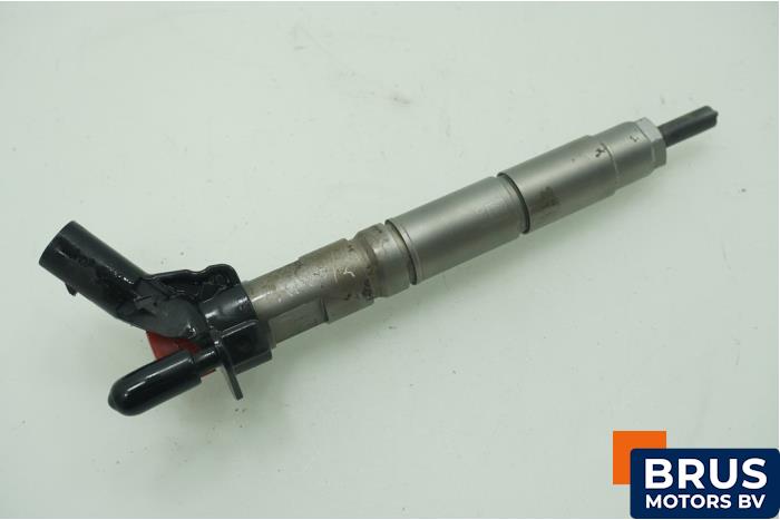 Usados Inyector (diésel) Mercedes E 4-matic (W211) 3.0 E-320 CDI 24V Precio € 151,25 IVA incluido ofrecido por Brus Motors BV