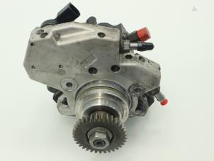 Used Mechanical fuel pump Mercedes E 4-matic (W211) 3.0 E-320 CDI 24V Price € 211,75 Inclusive VAT offered by Brus Motors BV