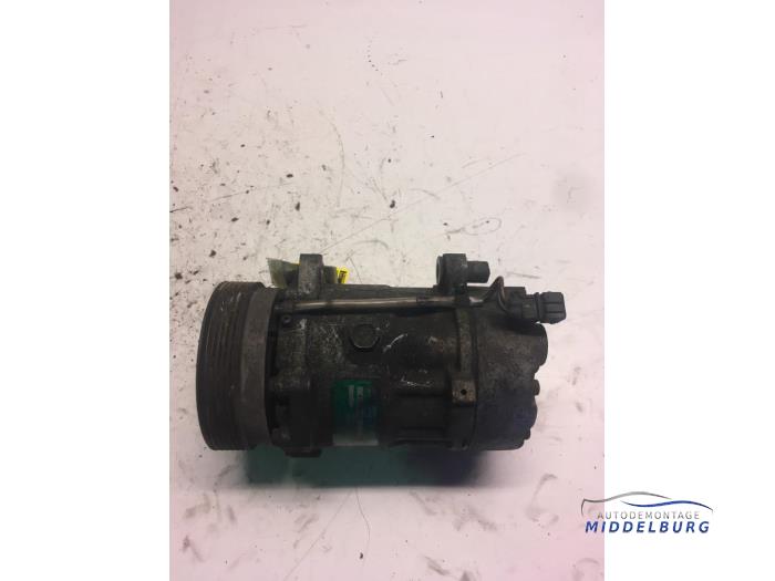 Usagé Pompe clim Volkswagen Sharan (7M8/M9/M6) 1.9 TDI 90 Prix € 23,00 Règlement à la marge proposé par Autodemontagebedrijf Middelburg B.V