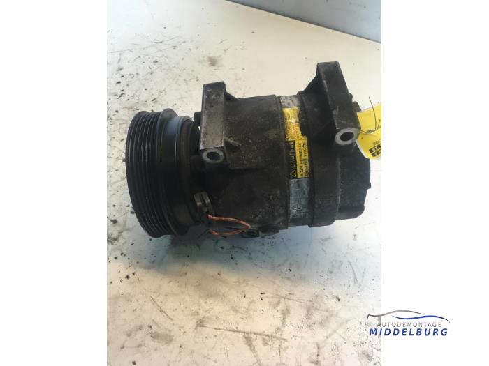 Used Air conditioning pump Renault Megane Scénic (JA) Price € 14,00 Margin scheme offered by Autodemontagebedrijf Middelburg B.V