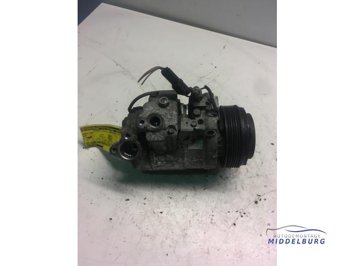 Air conditioning pump from a BMW 1 serie (E87/87N) 116d 16V 2009