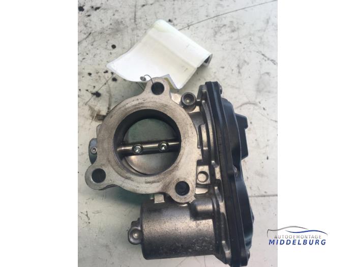 Throttle body from a Ford Tourneo Connect/Grand Tourneo Connect 1.0 EcoBoost 12V 2017