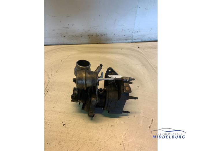 Gebrauchte Turbo Renault Megane II (BM/CM) 1.5 dCi 85 Preis € 35,00 Margenregelung angeboten von Autodemontagebedrijf Middelburg B.V