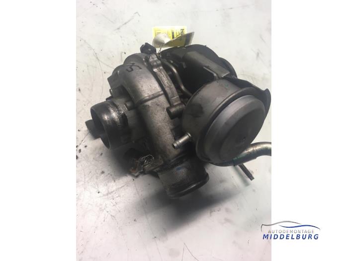 Gebrauchte Turbo Renault Scénic II (JM) 1.9 dCi 110 Preis € 39,00 Margenregelung angeboten von Autodemontagebedrijf Middelburg B.V