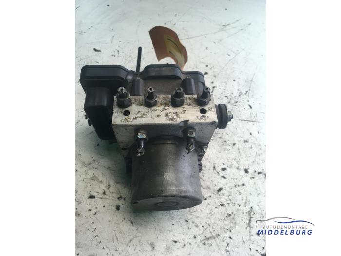 Używane Pompa ABS Peugeot Boxer (U9) 2.2 HDi 150 Cena € 160,00 Procedura marży oferowane przez Autodemontagebedrijf Middelburg B.V