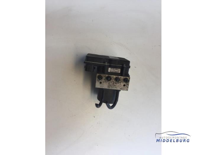 Gebrauchte ABS Pumpe Audi A4 Avant (B7) 2.0 TDI 16V Preis € 23,00 Margenregelung angeboten von Autodemontagebedrijf Middelburg B.V