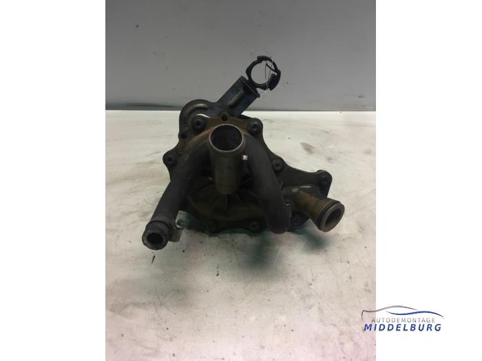 Używane Pompa wodna Peugeot Boxer (U9) 2.2 HDi 120 Euro 4 Cena € 13,00 Procedura marży oferowane przez Autodemontagebedrijf Middelburg B.V