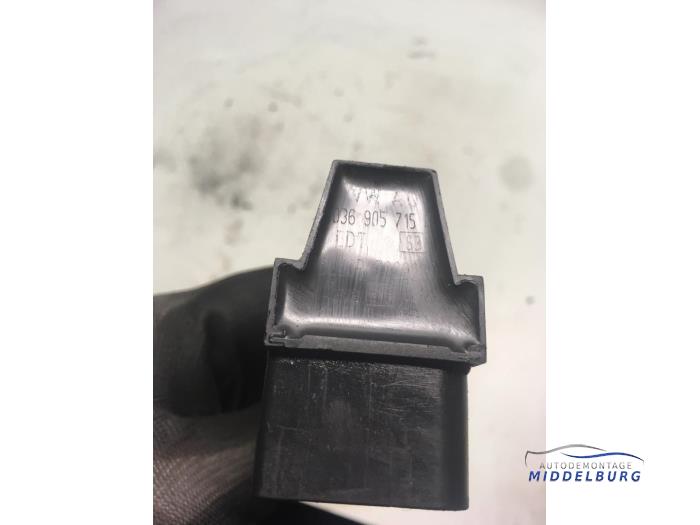 Gebrauchte Stift Zündspule Volkswagen Golf IV (1J1) 1.6 16V Preis € 4,00 Margenregelung angeboten von Autodemontagebedrijf Middelburg B.V