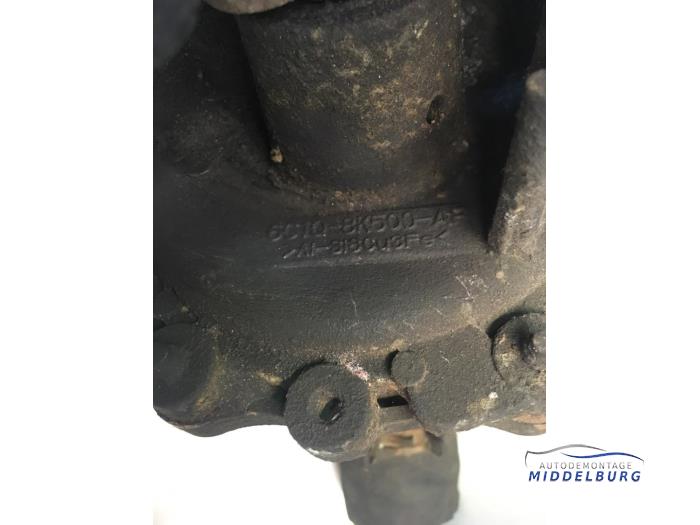 Używane Pompa wodna Ford Transit Tourneo 2.2 TDCi 16V Cena € 13,00 Procedura marży oferowane przez Autodemontagebedrijf Middelburg B.V