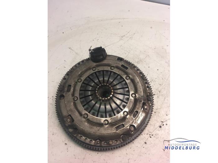 Used Flywheel Volkswagen Golf VI (5K1) 1.4 TSI 122 16V Price € 49,00 Margin scheme offered by Autodemontagebedrijf Middelburg B.V