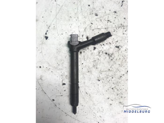 Usagé Injecteurs Opel Astra H SW (L35) 1.3 CDTI 16V Ecotec Prix € 19,00 Règlement à la marge proposé par Autodemontagebedrijf Middelburg B.V