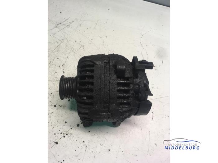 Usagé Dynamo Opel Movano (4A1; 4A2; 4B2; 4B3; 4C2; 4C3) 2.5 CDTI Prix € 28,00 Règlement à la marge proposé par Autodemontagebedrijf Middelburg B.V