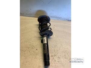 Used Front shock absorber rod, left BMW 3 serie (F30) 320i 2.0 16V Price € 49,00 Margin scheme offered by Autodemontagebedrijf Middelburg B.V