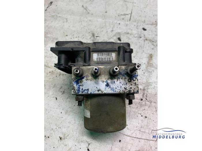 Usagé Bloc ABS Citroen Jumper (U9) 3.0 HDi 160 Euro 4 Prix € 24,00 Règlement à la marge proposé par Autodemontagebedrijf Middelburg B.V