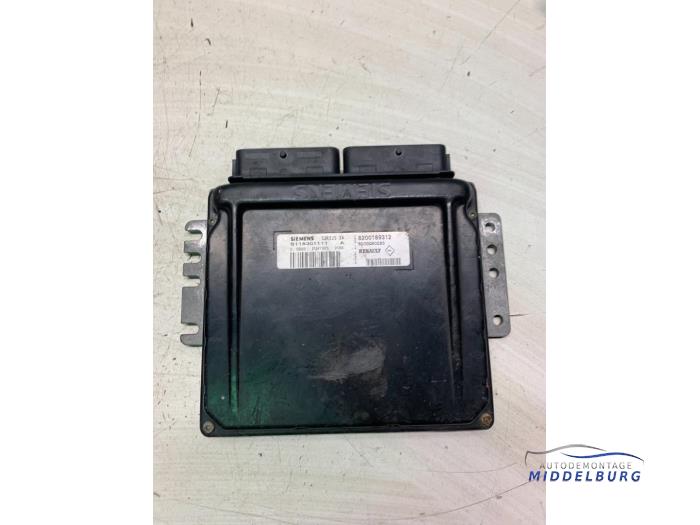 Used Engine management computer Renault Clio II (BB/CB) 1.4 16V Price € 34,00 Margin scheme offered by Autodemontagebedrijf Middelburg B.V