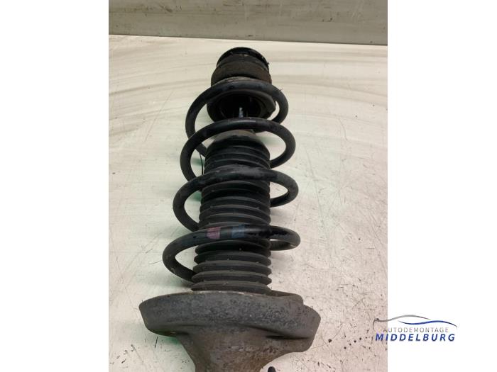 Front shock absorber rod, left Volkswagen Bora 1.6 16V - 1J04130315