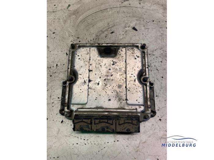 Used Engine management computer Renault Laguna II Grandtour (KG) 1.9 dCi 105 Price € 29,00 Margin scheme offered by Autodemontagebedrijf Middelburg B.V