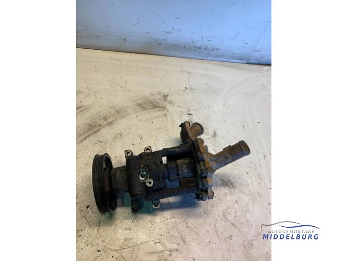Usagé Pompe de direction Ford Transit 2.2 TDCi 16V Prix € 29,00 Règlement à la marge proposé par Autodemontagebedrijf Middelburg B.V