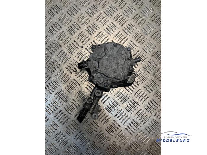 Gebrauchte Kraftstoffpumpe Mechanisch Volkswagen Golf Plus (5M1/1KP) 1.9 TDI 105 Preis € 18,00 Margenregelung angeboten von Autodemontagebedrijf Middelburg B.V