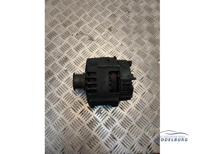 Usagé Dynamo Renault Megane II CC (EM) 1.9 dCi 115 Prix € 33,00 Règlement à la marge proposé par Autodemontagebedrijf Middelburg B.V