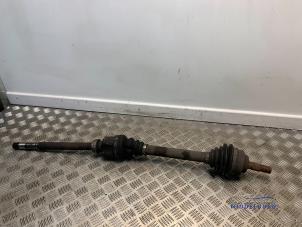 Used Front drive shaft, right Peugeot 307 SW (3H) 1.6 HDi 16V Price € 16,00 Margin scheme offered by Autodemontagebedrijf Middelburg B.V