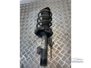Used Front shock absorber rod, left Volvo V50 (MW) 1.6 D2 16V Price € 29,00 Margin scheme offered by Autodemontagebedrijf Middelburg B.V