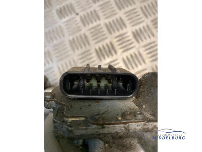 Wiper motor + mechanism Opel Combo 1.7 DI 16V - 09225616 GM