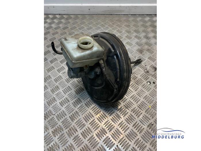 Usagé Servo frein Opel Astra H (L48) 1.7 CDTi 16V Prix € 40,00 Règlement à la marge proposé par Autodemontagebedrijf Middelburg B.V
