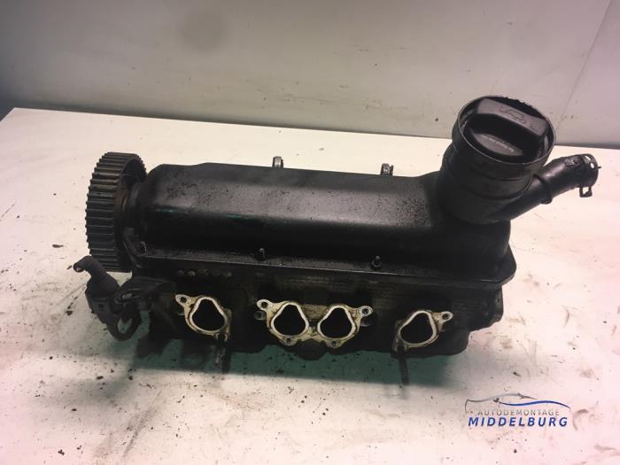 Begagnade Topplock Volkswagen Bora (1J2) 1.6 Pris € 149,00 Marginaltabell erbjuds av Autodemontagebedrijf Middelburg B.V