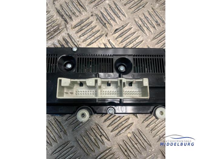 Heater control panel Volkswagen Touran 1.6 FSI 16V 1K0907044BM VWAG