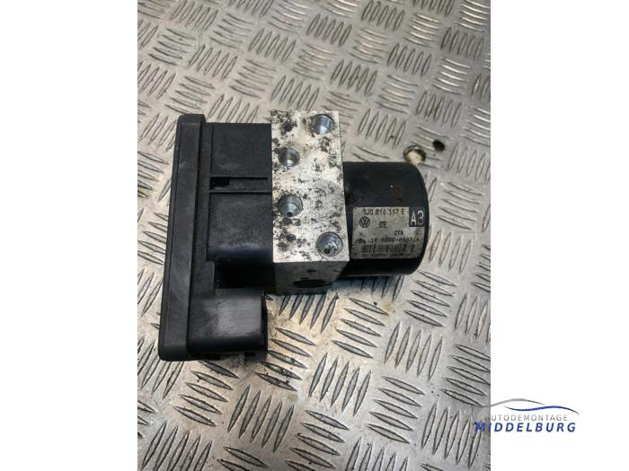 Gebrauchte ABS Pumpe Audi A3 (8L1) 1.6 Preis € 17,00 Margenregelung angeboten von Autodemontagebedrijf Middelburg B.V