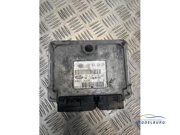 Used Engine management computer Seat Leon (1M1) 1.6 16V Price € 53,00 Margin scheme offered by Autodemontagebedrijf Middelburg B.V