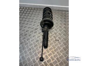 Used Front shock absorber rod, right Peugeot 207/207+ (WA/WC/WM) 1.4 16V VTi Price € 23,00 Margin scheme offered by Autodemontagebedrijf Middelburg B.V