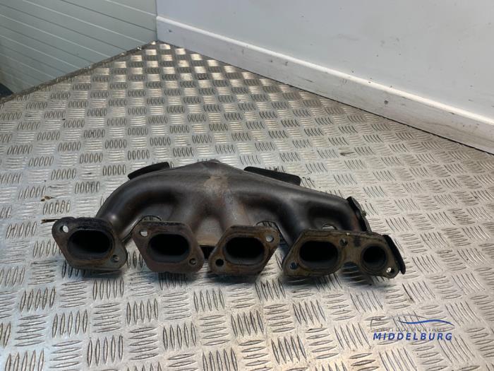 Gebrauchte Abgaskrümmer Renault Master II (FD/HD) 2.2 dCi 16V Preis € 28,00 Margenregelung angeboten von Autodemontagebedrijf Middelburg B.V