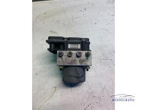 Begagnade ABS-pump Peugeot 307 Break (3E) 1.6 16V Pris € 29,00 Marginaltabell erbjuds av Autodemontagebedrijf Middelburg B.V