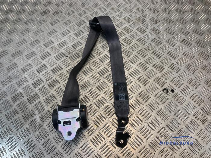 Front seatbelt, right from a Opel Corsa E 1.4 16V 2019