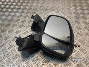 Used Wing mirror, right Nissan Primastar 2.0 dCi 120 Price € 19,00 Margin scheme offered by Autodemontagebedrijf Middelburg B.V