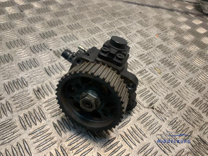 Pompe d'injection de carburant haute pression
