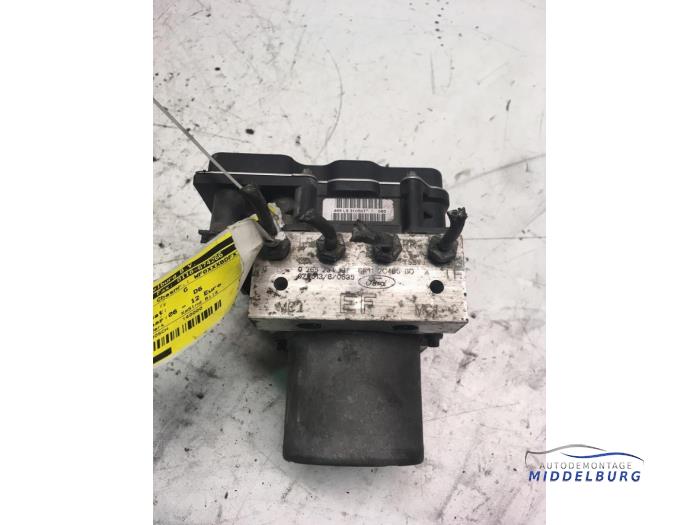 Gebrauchte ABS Pumpe Ford Transit 2.2 TDCi 16V Preis € 38,00 Margenregelung angeboten von Autodemontagebedrijf Middelburg B.V