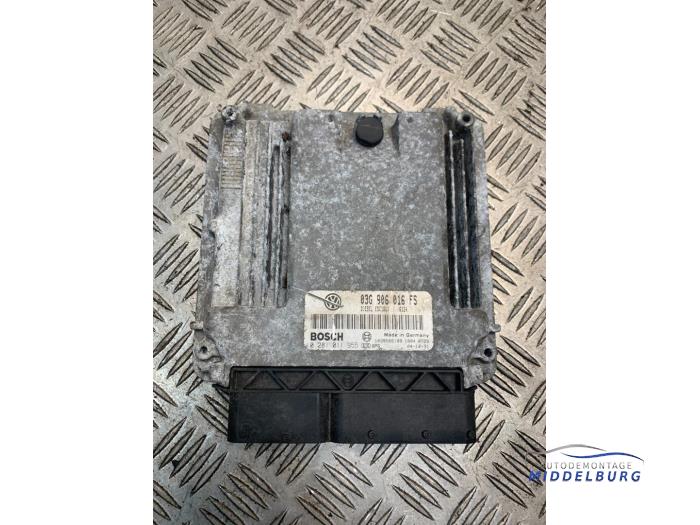 Used Engine management computer Volkswagen Golf V (1K1) 1.9 TDI Price € 34,00 Margin scheme offered by Autodemontagebedrijf Middelburg B.V