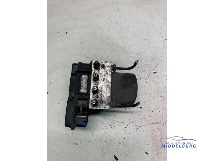 Begagnade ABS-pump Ford Transit 2.2 TDCi 16V Pris € 29,00 Marginaltabell erbjuds av Autodemontagebedrijf Middelburg B.V