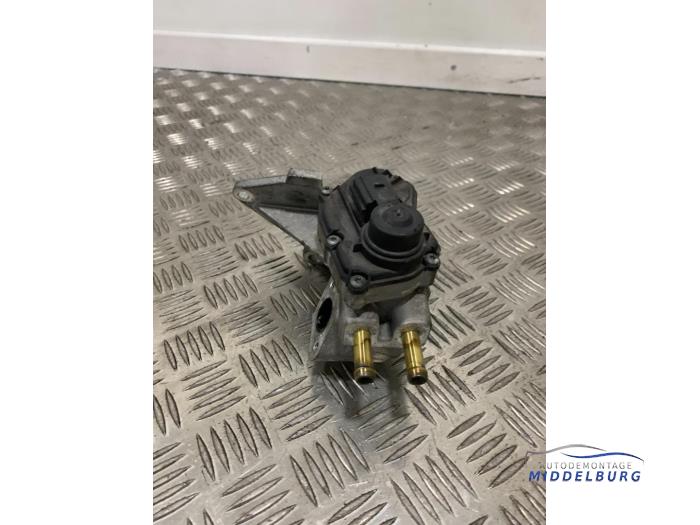 EGR valve Audi A3 2.0 16V FSI 06F131503B BLX