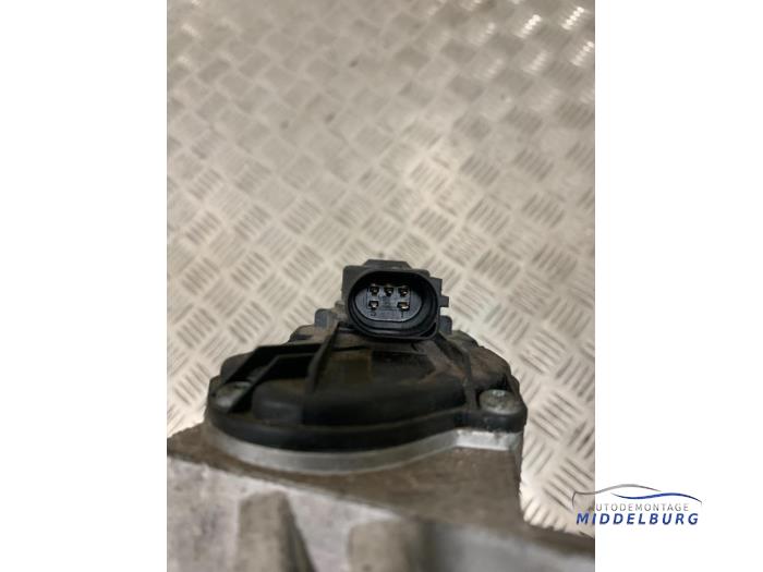 EGR valve Audi A3 2.0 16V FSI 06F131503B BLX