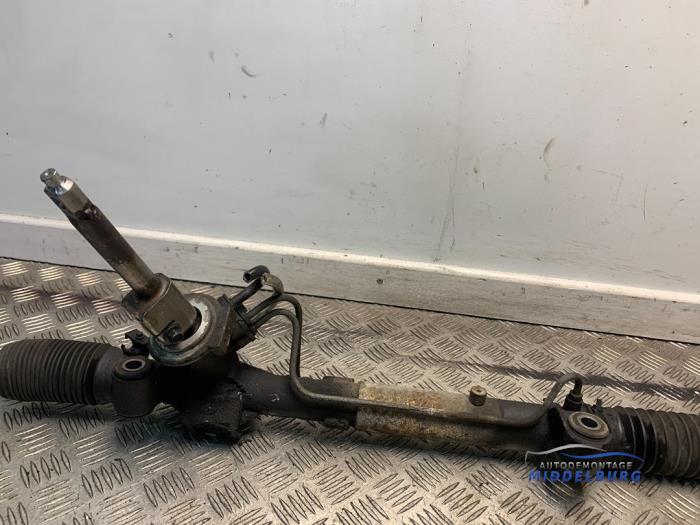 Steering box from a Ford Focus 1 Wagon 1.8 16V 2000
