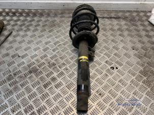 Used Front shock absorber rod, left BMW 3 serie (E46/2) 318 Ci 16V Price € 29,00 Margin scheme offered by Autodemontagebedrijf Middelburg B.V
