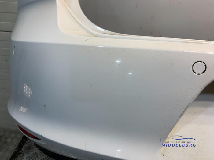 Stoßstange hinten van een Volkswagen Golf VII (AUA) 1.6 TDI 16V 2014