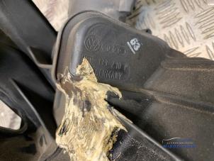 Ansaugbrugge van een Volkswagen Golf V (1K1) 2.0 FSI 16V 2006