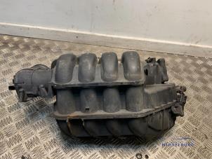 Ansaugbrugge van een Volkswagen Golf V (1K1) 2.0 FSI 16V 2006