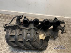 Begagnade Insugsrör Volkswagen Golf V (1K1) 2.0 FSI 16V Pris € 74,00 Marginaltabell erbjuds av Autodemontagebedrijf Middelburg B.V