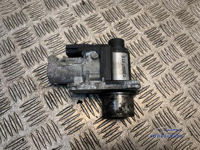 EGR valve from a Seat Ibiza IV (6J5) 1.4 TDI 2009